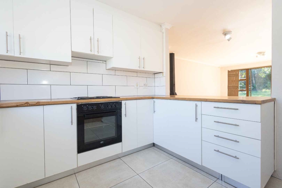 To Let 3 Bedroom Property for Rent in Kenridge Western Cape